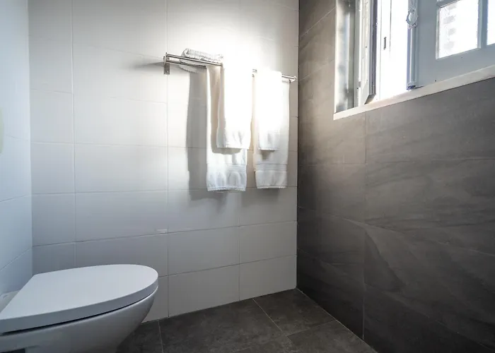 בית הארחה Ensuite 3 Laranja Frente Rochedo Santo Isidoro