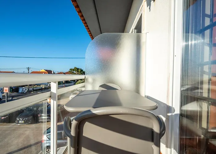 Ensuite 3 Laranja Frente Rochedo Santo Isidoro