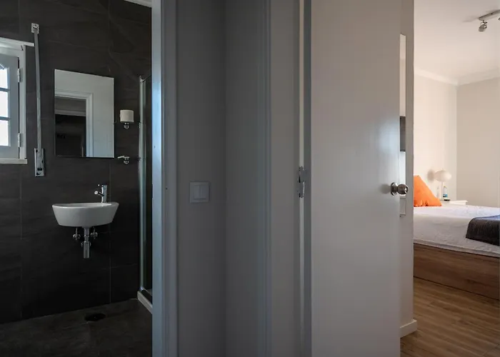 Ensuite 3 Laranja Frente Rochedo 3*