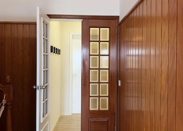 בית הארחה Ensuite 3 Laranja Frente Rochedo 3*